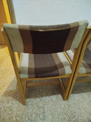 OFFERTA 2 Sedie da Pranzo in Legno da Riparare