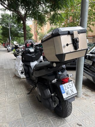 BMW 400X Negra