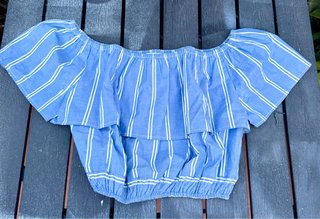 Blusa hombros descubiertos rayas