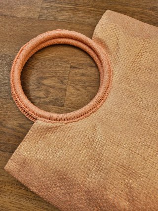 Borsa intrecciata rosa antico e oro