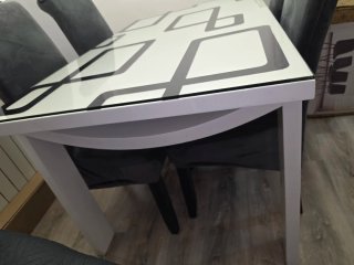 Mesa de salón cristal blanco y negro