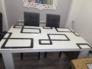 Mesa de salón cristal blanco y negro