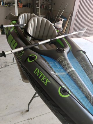 Canoa hinchable Intex para 2 personas