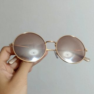 Pack de 3 Gafas de sol Stradivarius + funda