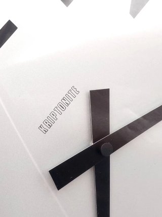 Kriptonite orologio vintage di design industriale