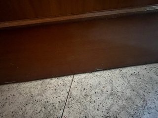Puerta madera con cristal