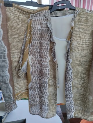 Conjunto falda, blusa y top talla XXXL