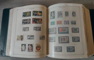 Album de Sellos Scott con más de 1000 sellos