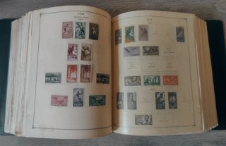 Album de Sellos Scott con más de 1000 sellos