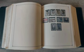 Album de Sellos Scott con más de 1000 sellos