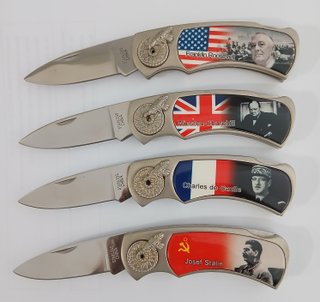 Astuccio coltelli con personaggi storici