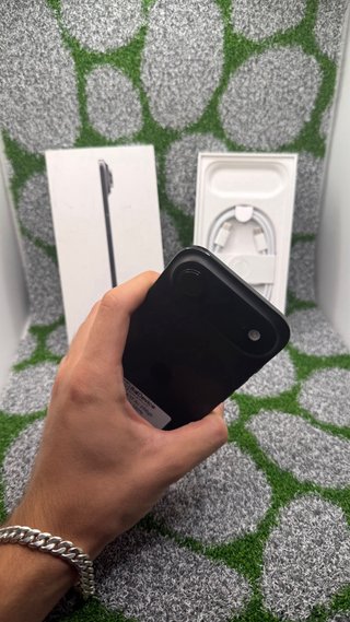 iPhone 17 Air 256GB Nero - Batteria 100%
