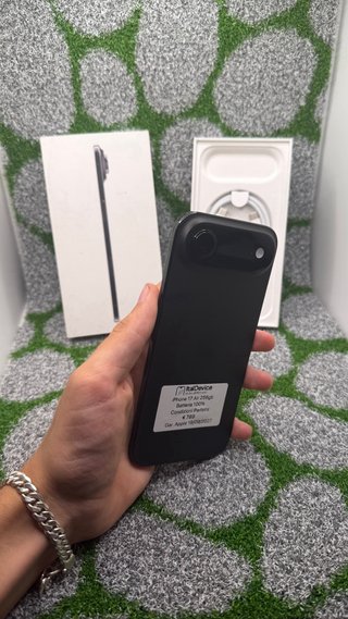 iPhone 17 Air 256GB Nero - Batteria 100%