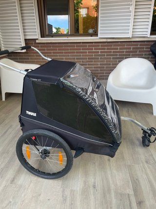 Remolque Thule para llevar a 2 niños
