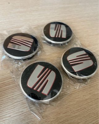 4 Tapabujes Seat 56mm Negro Rojo Originales Nuevos