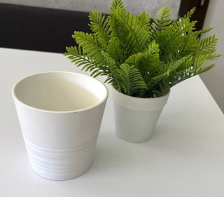 Maceta Ikea con Planta Artificial Verde