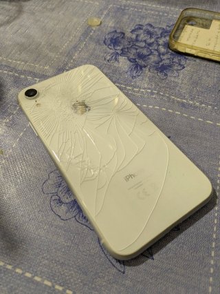 iPhone XR bianco da riparare o per parti