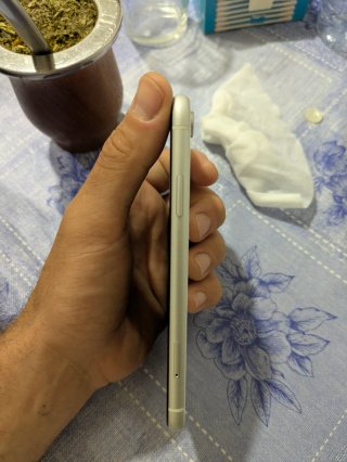 iPhone XR bianco da riparare o per parti