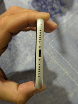 iPhone XR bianco da riparare o per parti