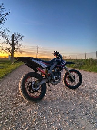 Derbi X-Treme 49cc Supermotard