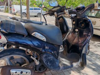 moto scooter Yamaha Why 49cc