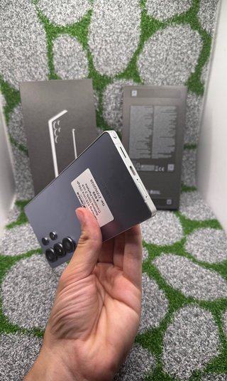 Samsung S25 Ultra 256gb Grigio - Batt 100% 2 cicli