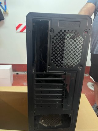 Caja PC Aerocool ATX Negra
