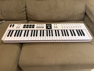 Arturia KeyLab Essential 61 MK3 - Teclado MIDI