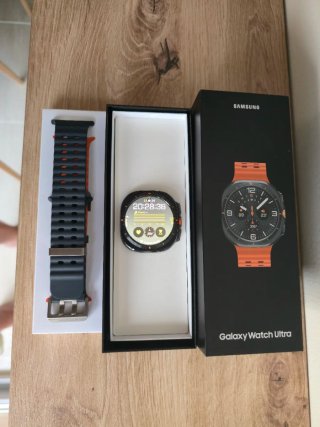 Samsung Galaxy Watch Ultra - Con garantia. LTE