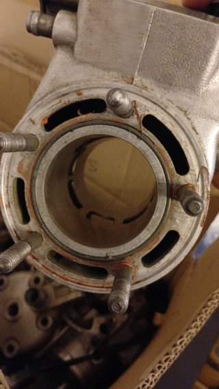 Cilindro suzuki RM 125 anni 90 a 250 euro