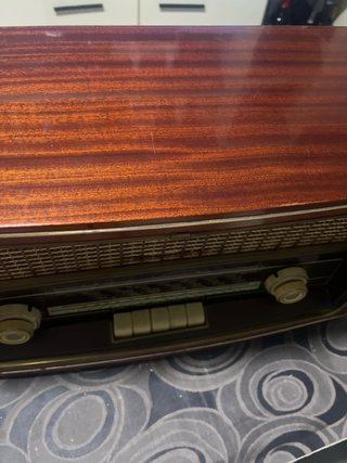 Radio antigua madera