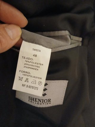 Traje negro chaqueta y pantalón T48/44