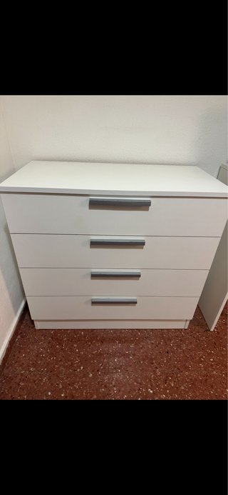 Cajonera blanca de madera