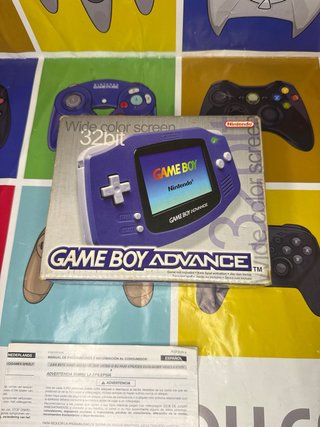 Nintendo Game Boy Advance Morado con Caja