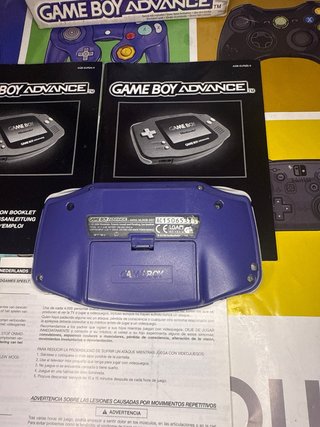 Nintendo Game Boy Advance Morado con Caja