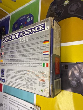 Nintendo Game Boy Advance Morado con Caja