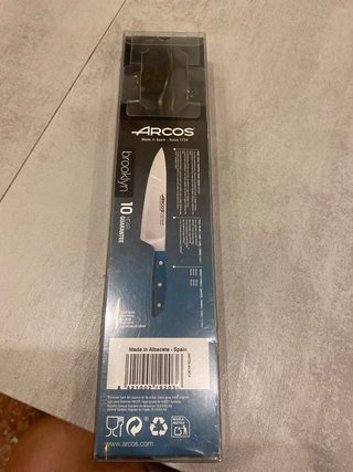 Cuchillo Arcos Brooklyn Serrado