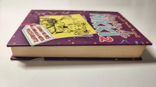 Diario de Nikki: Libro 2 morado