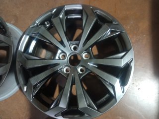 Llanta Toyota RAV4 Híbrido 18