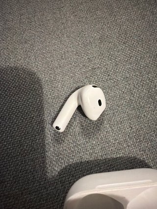 Estuche y Auricular Izquierdo Airpods 3