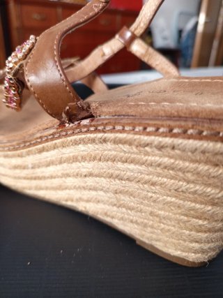 Sandalias Alma en Pena Marrón y Rosa