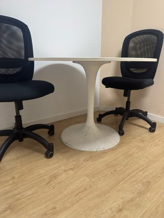 Silla de oficina negra