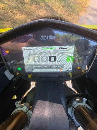 Aprilia RS 660 Amarilla Negra