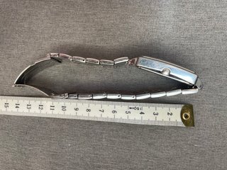 Reloj Viceroy Rectangular Plata y Blanco