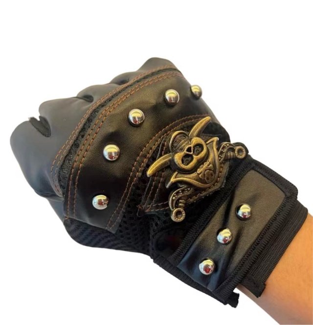Guantes Rockeros Punk Calavera Tachuelas