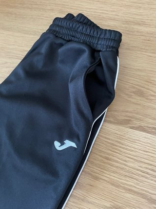 Pantalón chándal niño Joma negro