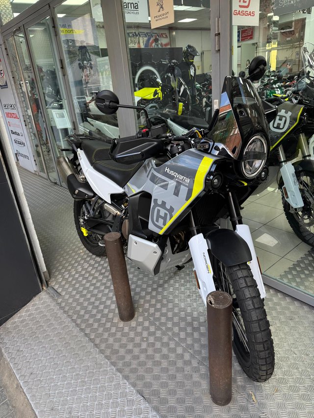 Husqvarna Norden 901 - 60 km - 3/2026