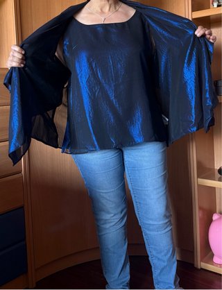 Conjunto Top y Sobrecamisa en Azul Noche