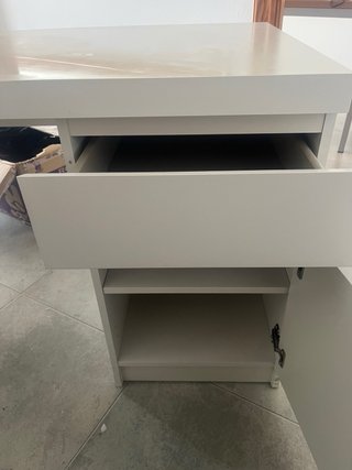Escritorio Ikea MALM Blanco 140cm