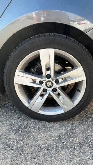 Llantas Seat León FR 17” con Neumaticos